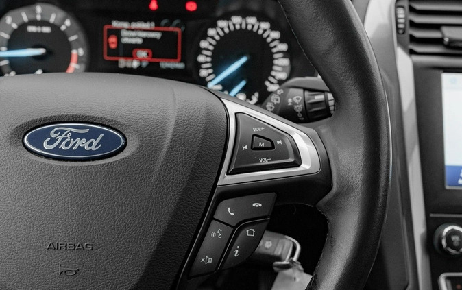 Ford Mondeo cena 73850 przebieg: 124424, rok produkcji 2020 z Sędziszów małe 667